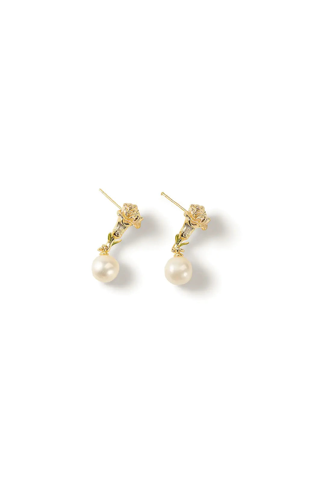 Aiko Tanaka Kinuoto earrings, a pair of gold flower studs with white pearl drops, shown on a white background